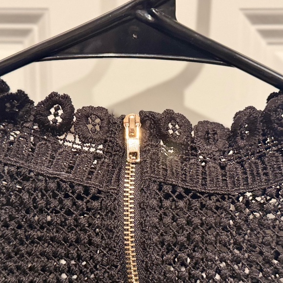 BOLD Elements Elegant Black Crochet Lace High-Neck Top – Semi-Sheer Overlay - Picture 6 of 7